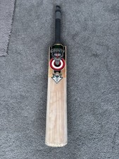 Hunts county cricket Bat Pulse
