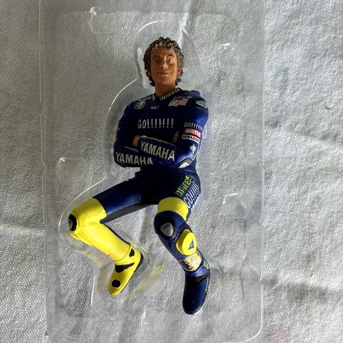 Minichamps sitting figure 2004 - sitting,