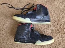 KANYE WEST X NIKE  - NIKE AIR YEEZY 2 SOLAR RED SNEAKERS SIZE: US 11 / UK 10