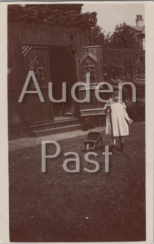 Vintage photo child with - vintage,