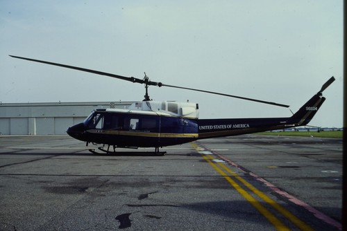 Bell helicopter - uh-1n,