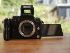 PANASONIC Lumix DMC-G1 Camera Body + battery/charger/strap  Shutter count = 3436