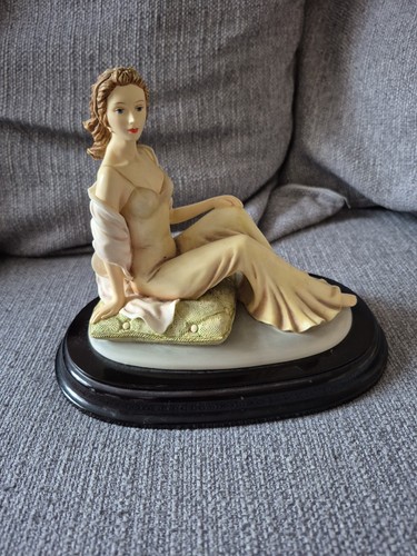 Annie rowe leonardo collection - annie,