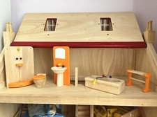 Pintoy Woooden Dolls House Bathroom Set 