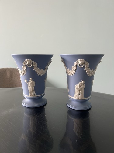 Pair 1969 wedgwood pale - 1969,