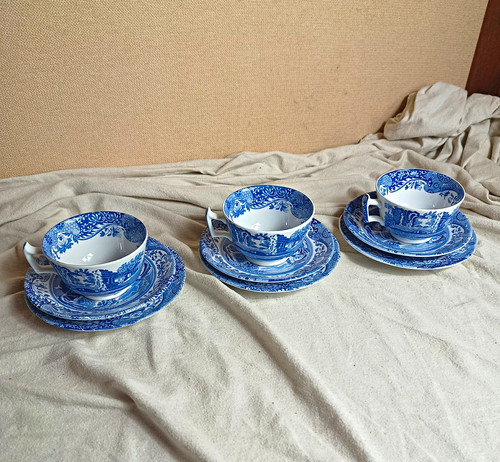 Tea cup and saucer - 3,