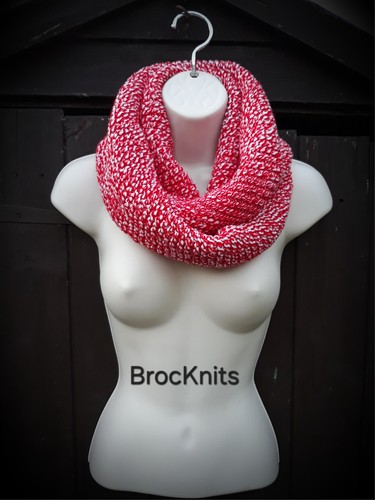 Brocknits hand knitted red - hand,