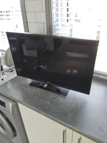 Hitachi 32hev200u hd - 32", ready