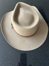 Genuine Vintage Akubra, Pure