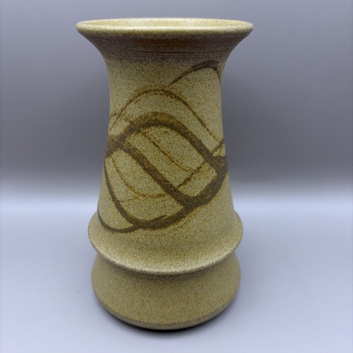 Pog crafts studio - pog, vase