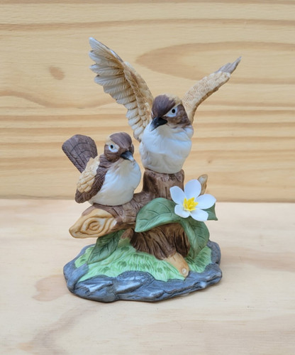 Rare vintage porcelain - rare, wrens