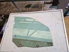 Freelander 2 L359 5 Door Left Hand Front Door Drop Glass Window LR044020 (26)