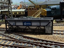 Roco HO/OO Gauge VTG Tank