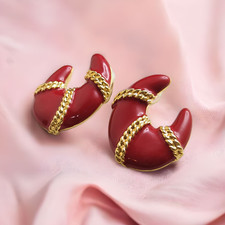 Lovely Vintage Gold Red Colour