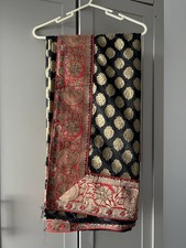 Beautiful Banarasi Print Saree With Blouse 