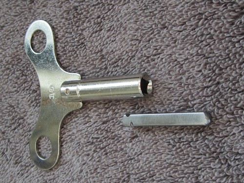 Female with male adapter - female,
