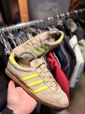 adidas Stadt Trainers size Uk