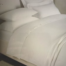 The White Company Luxury Savoy