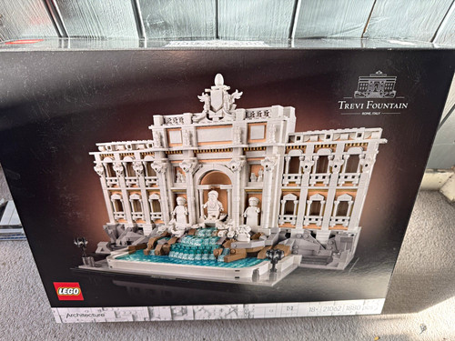 Lego architecture trevi - lego,