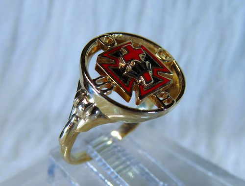 10k gold knights templar - gold,