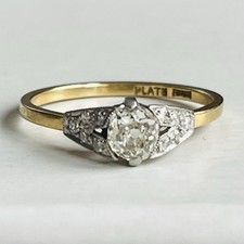 18ct Gold Diamond Solitaire