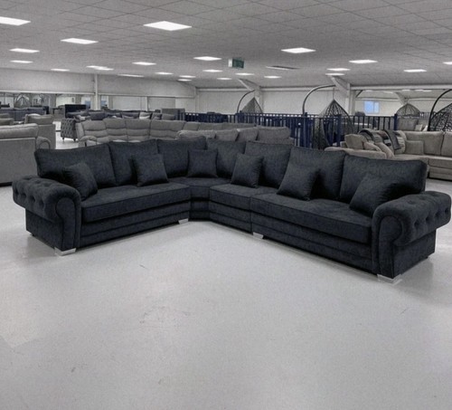 Brand new verona 6 - 6, seater