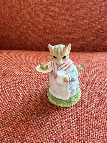 Friends peter rabbit cousin - peter,
