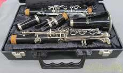 Selmer clarinet cl300 used - h,