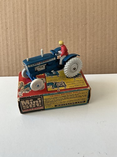 Britains mini set - britains,