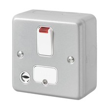 MK Metalclad Switched Fused