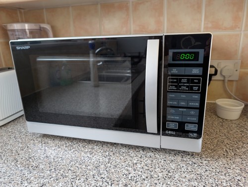 Sharp litre 900w digital - 25,