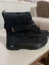 Dr Martens Combs Tech Utility