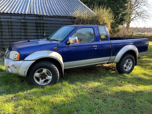 Nissan navara d22 king - nissan,