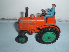 DINKY TOYS #301 FIELD MARSHALL