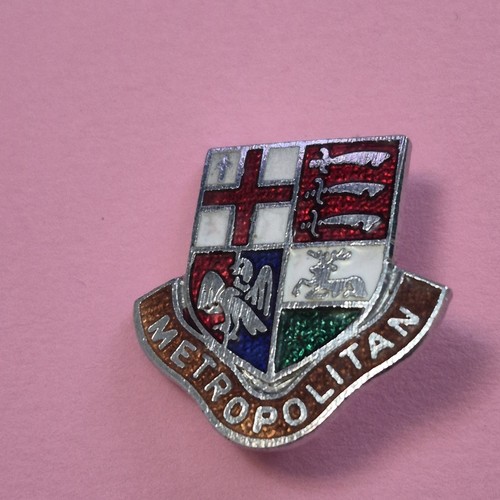 Metropolitan bowling badge - bowling,