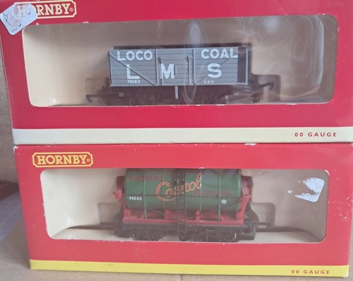 Hornby gauge wagons r127 - oo,
