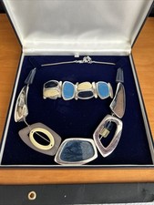 Necklace and Bracelet Set Boxed