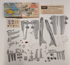 AIRFIX 1/72 585 BOEING FLYING FORTRESS B-17G (BROKEN PROPELLER)