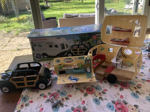 Sylvanian families caravan - families, and