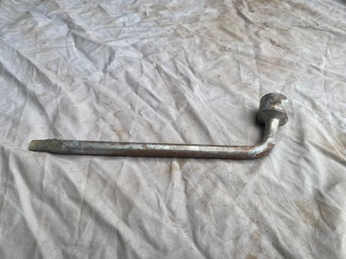 Nissan micra k11 wheel spanner