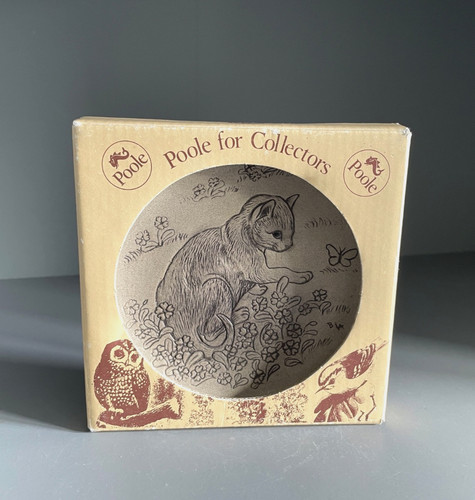 Poole pottery kitten plate - poole,
