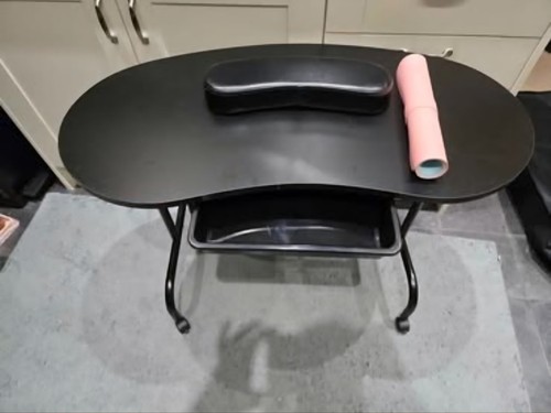 Portable manicure table - manicure,