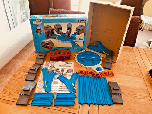 Tomy thomas friends motor - tomy, &