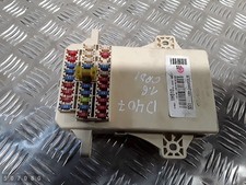 2010 HYUNDAI I-30 CW FUSE BOX