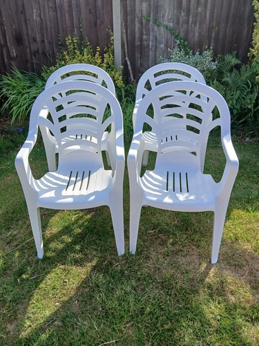 White plastic stackable garden - white,