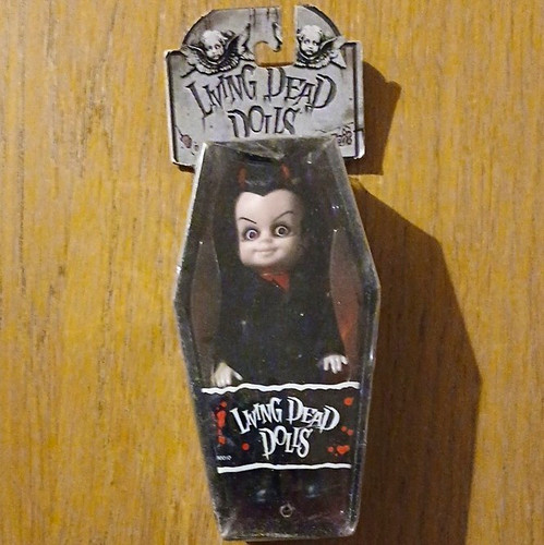 Mezco living dead - mezco,