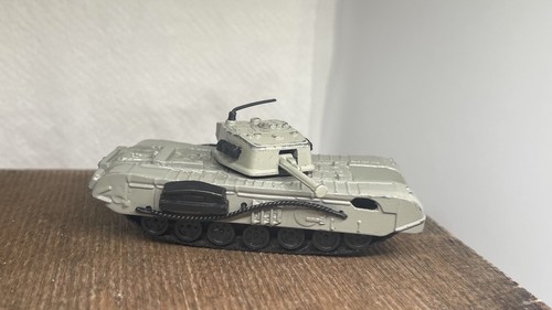 Motormax churchill tank - motormax,