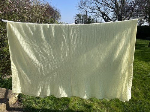 Witney honeycomb courtelle - witney,