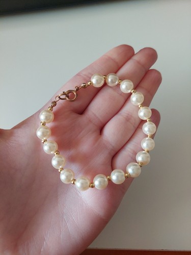 New pearl costume bracelet - pearl,