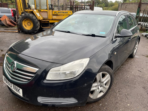 Vauxhall insignia estate - insignia, black
